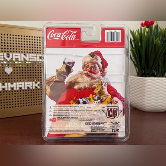 New M2 Machines Coca Cola 1956 Ford  COE Truck Custom - Picture 3 of 3